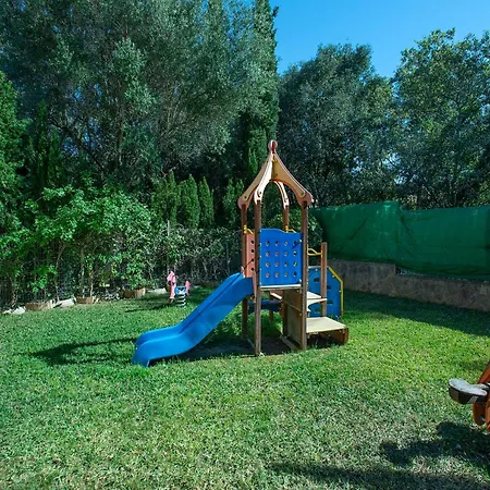 Villa Llamas
