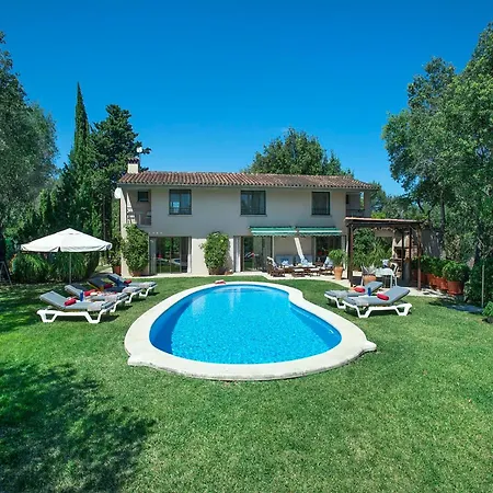 Llamas Villa Pollença