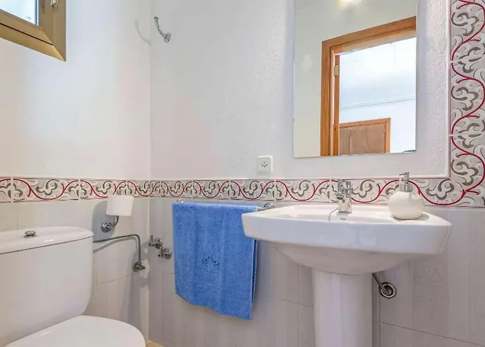 Llamas By Vintage Travel *