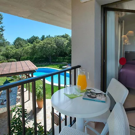 Llamas Villa *
