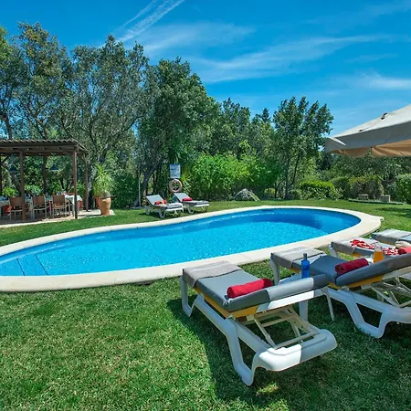 Villa Llamas