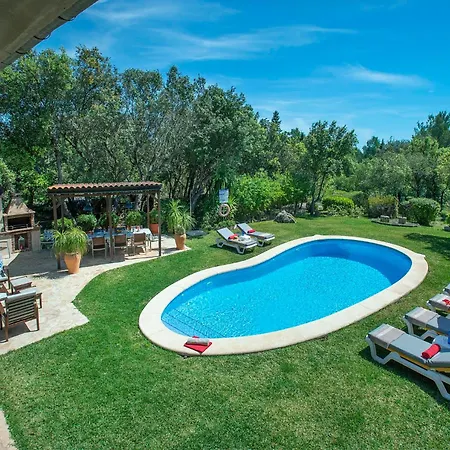 Llamas Villa *